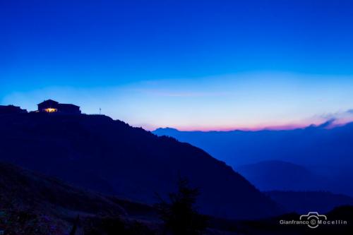 Alba in Monte GrappaRifugio Bassano